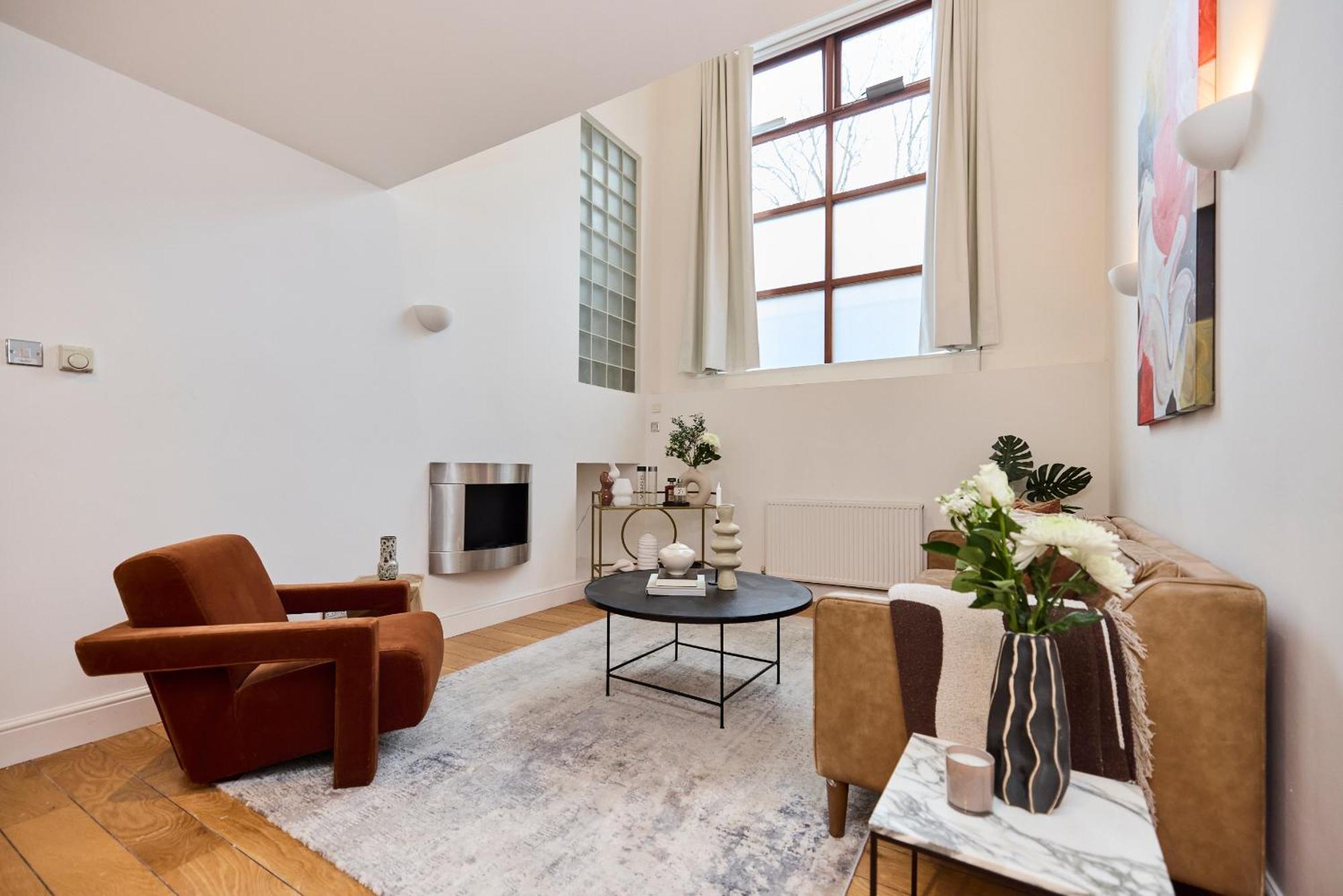 Apartamento The Violet Hill Haven - 3bdr With Garden *